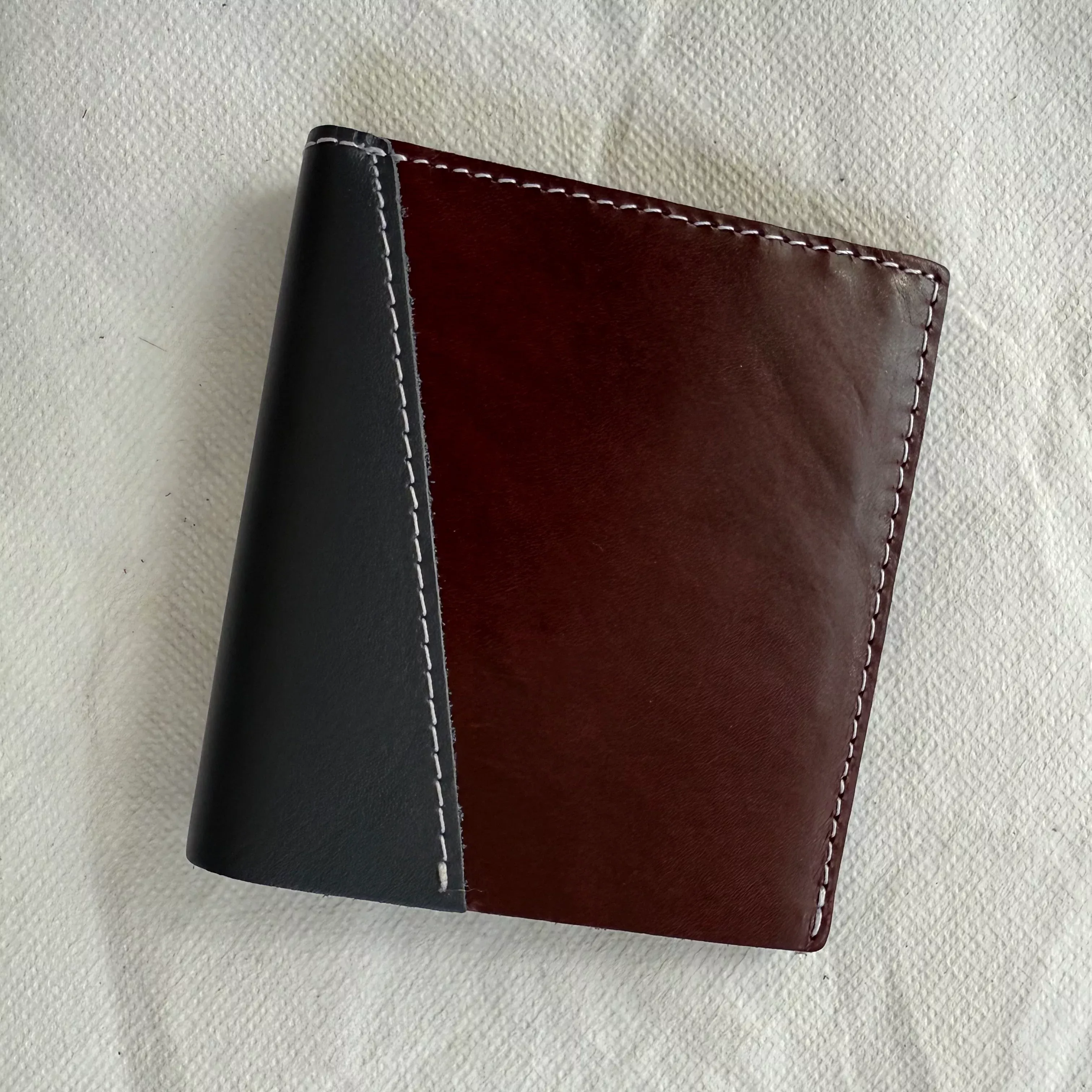 Soruka - Eli Bi-fold Wallet, Burgundy & Blue