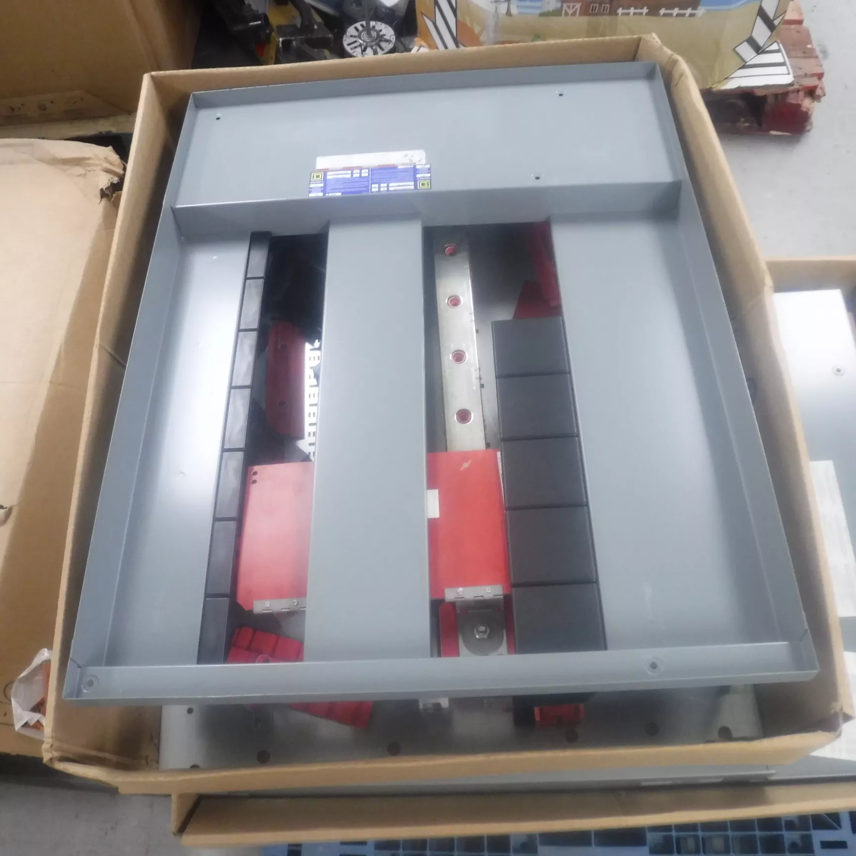 Square D HCP Panelboard Interior I-Line 3-Phase 4-Wire 600A 480Y/277 VAC SEE DES