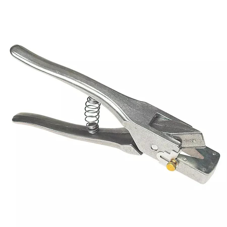 Stone Manufacturing V Shape Large Ear Notcher