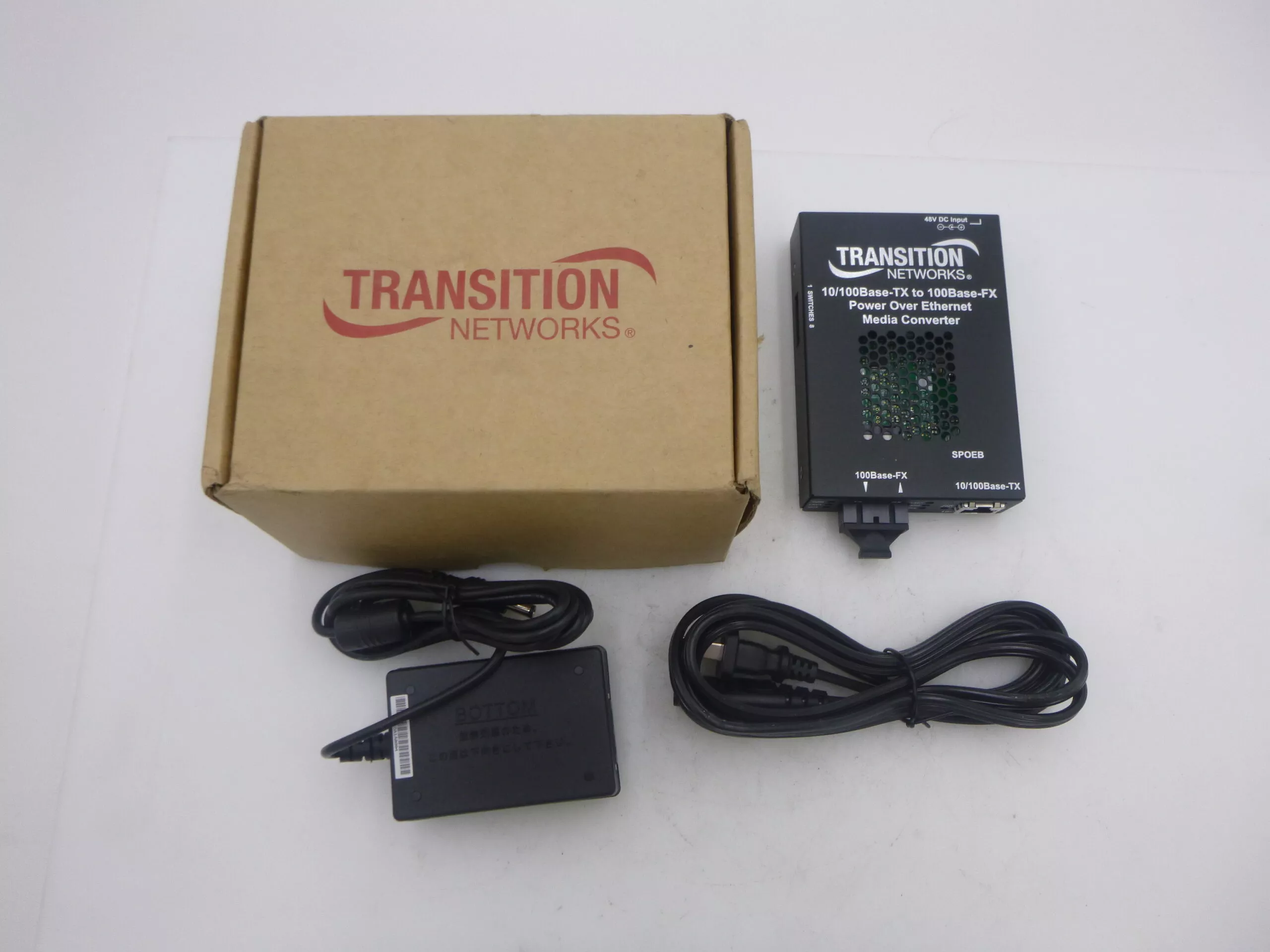 Transition Network SPOEB1013-105 Stand Alone Power Over Ethernet Media Converter