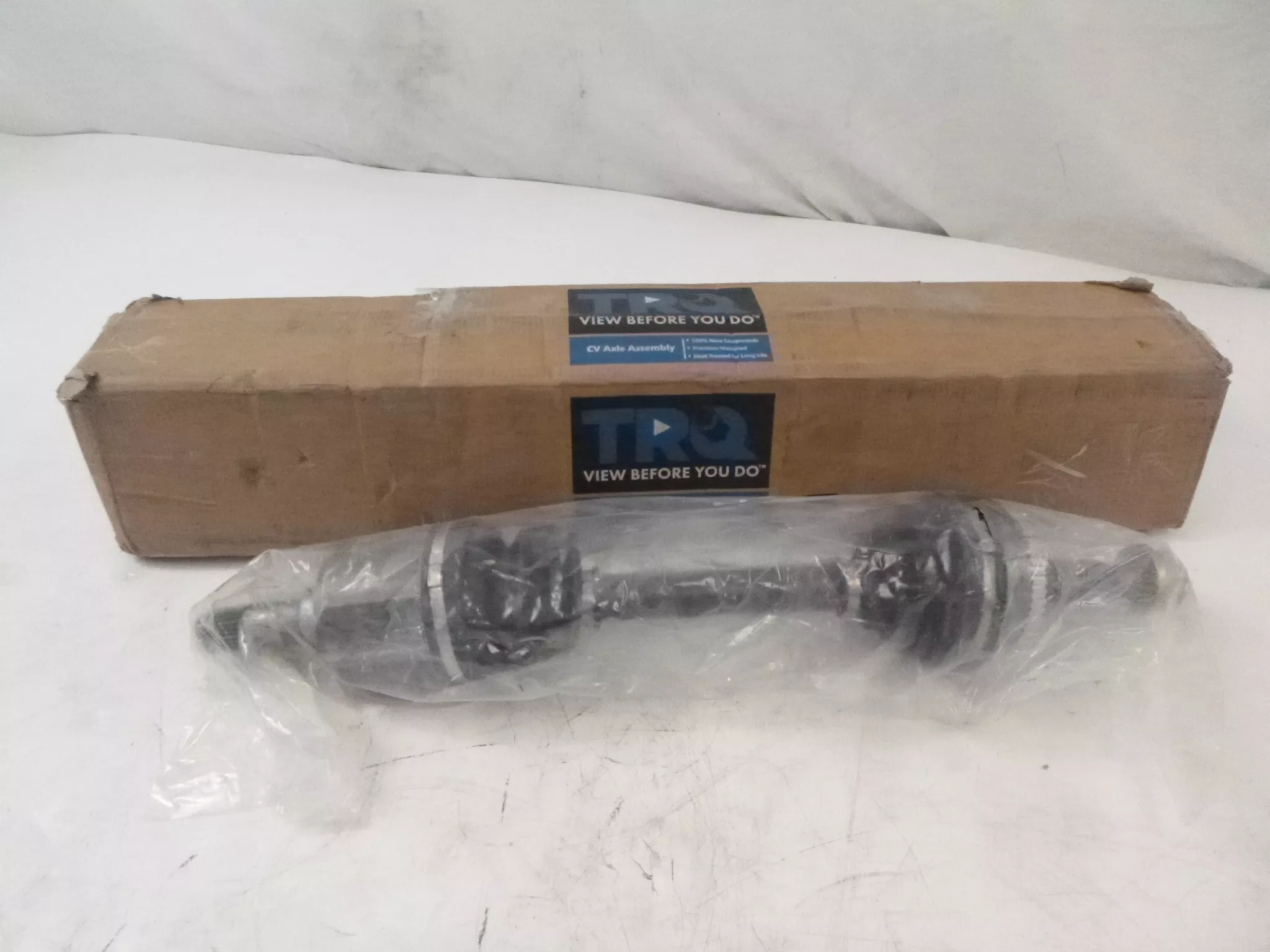 TRQ Front Left CV Axle Shaft CSA82169 For 1993-1997 Volvo 850
