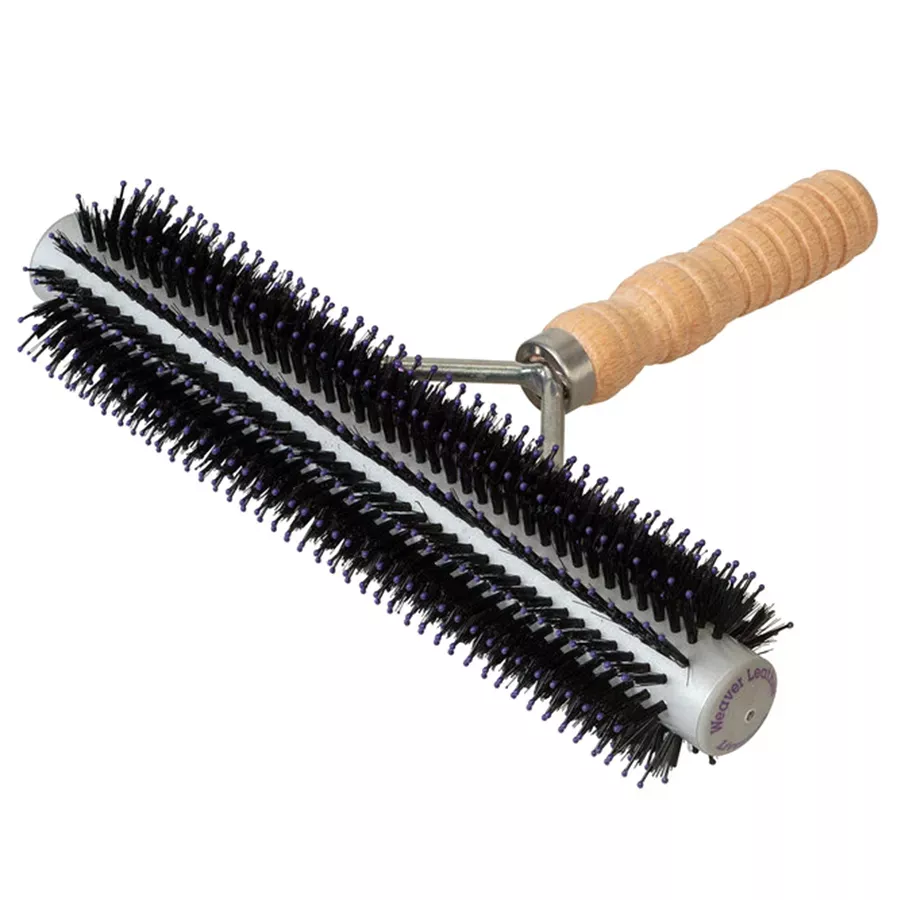 Weaver Leather Wide Range Fluffer Brush - Black - Standard