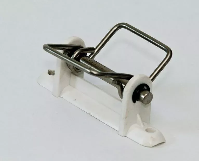 Zareba PAWPC-Z Wood Post Poly Tape Corner Insulator, White